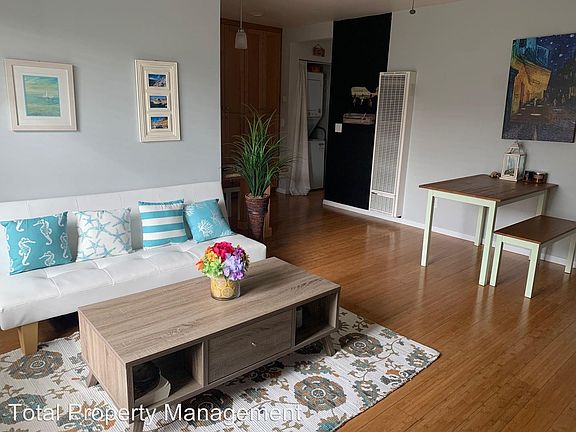 3rd image of 3959 Idaho St Unit 8