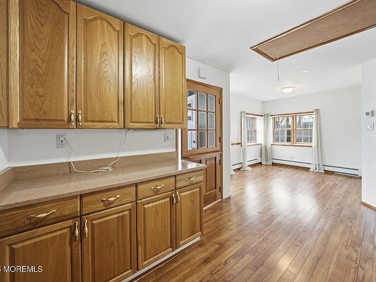 120 2nd St #BACK HOME — Photo 7