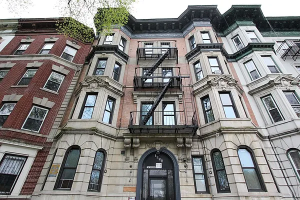 Rented by TheRealEstateCompany.com LLC | media 27