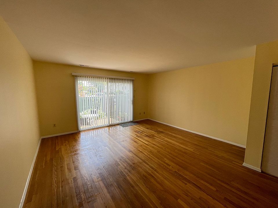 2623 Barracks Rd Charlottesville, VA, 22901 Apartments for Rent Zillow