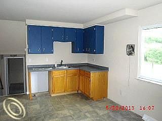 3rd image of 197 Serra Dr