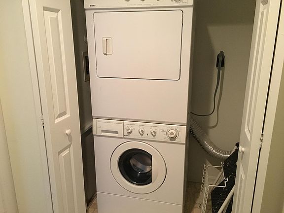 5th image of 92 Trotters Ln #804