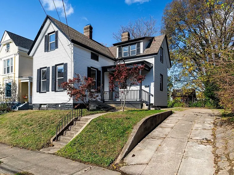 1734 Cleveland Ave — Photo 2