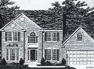 33 Pine Hollow Dr, Charlton, NY 12019