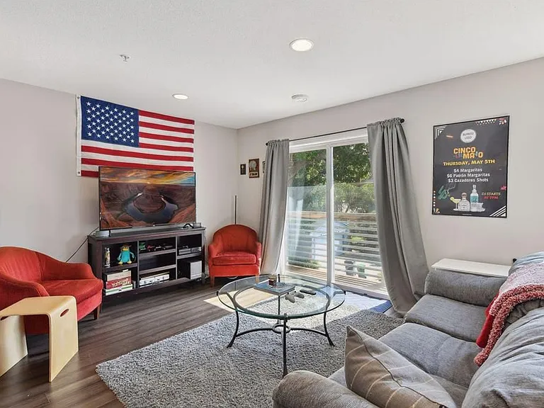 3621 Bryant Ave S #2 — Photo 9