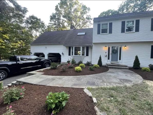 115 Denison Drive, Guilford, CT 06437