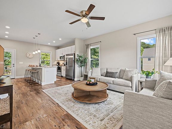 2nd image of 16 Erwin Meadows Ln