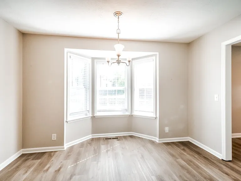 5304 Sunnyvale Dr — Photo 7