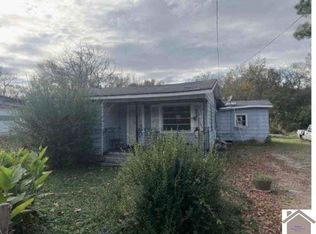 415 Hubbardsville Ln, Hopkinsville, KY 42240