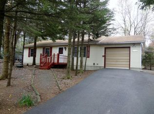 488 Mountain Rd, Albrightsville, PA 18210