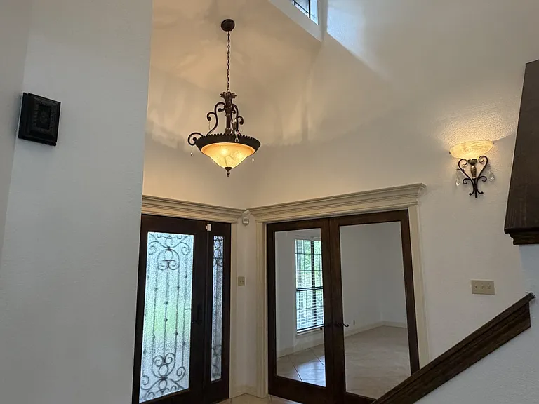 507 S 5 1/2 St — Photo 13
