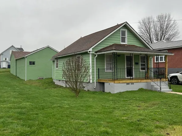 106 Orchard St, Elkins, WV 26241