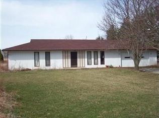 635 Leetonia Rd, Leetonia, OH 44431
