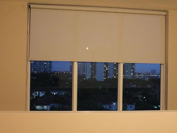 5th image of 3000 NE 188th St APT 602