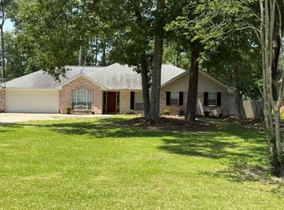 612 Heavens Dr, Mandeville, LA 70471