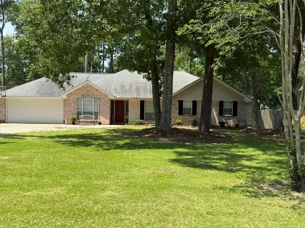 612 Heavens Dr, Mandeville, LA 70471