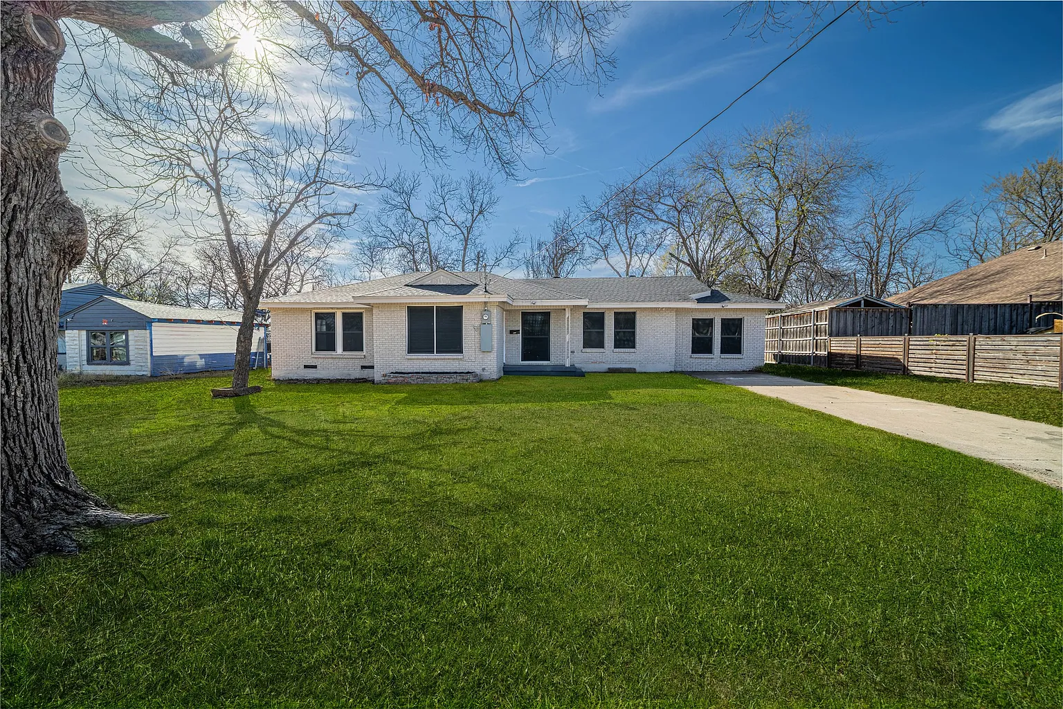 2417 Fonville Dr photo 1