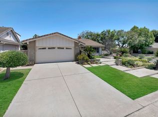 13122 Wickshire Ln, Tustin, CA 92782