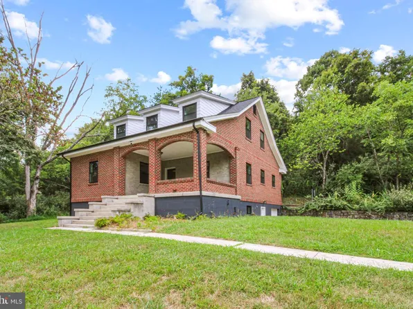 957 Wert Faulkner Hwy, Natural Bridge Station, VA 24579