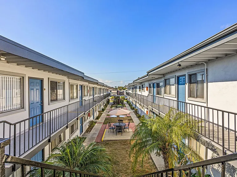Tuscania Apartments — Photo 10