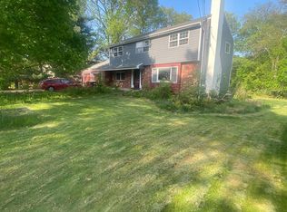 324 Springdale Ter, Morrisville, PA 19067