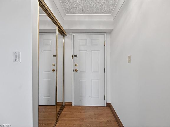 5th image of 88 Tollgate Rd #405