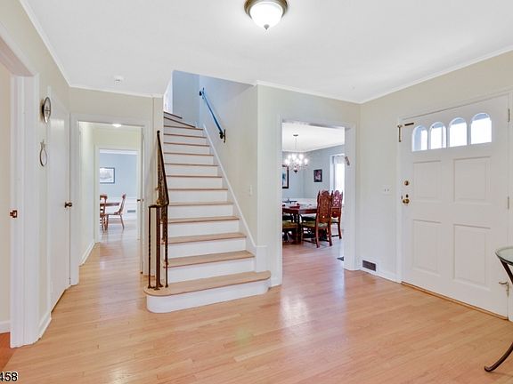 2nd image of 91 Edgewood Ave