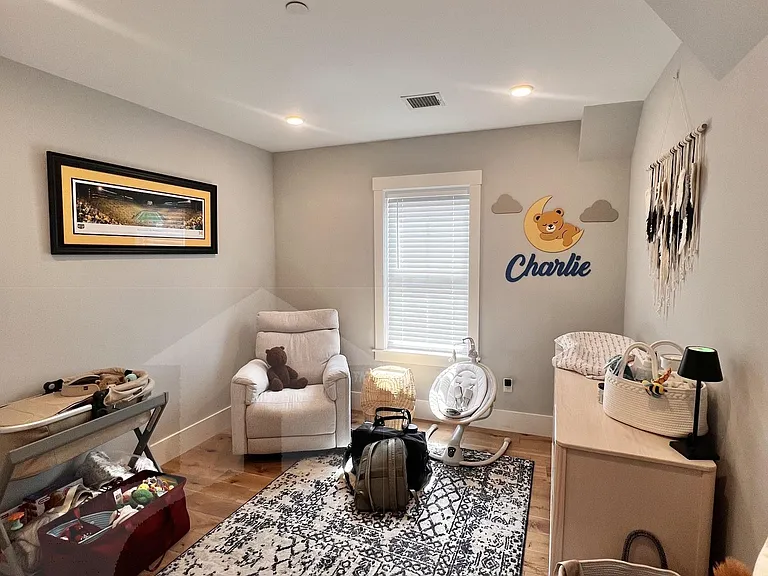 83 Conwell Ave #3 — Photo 15