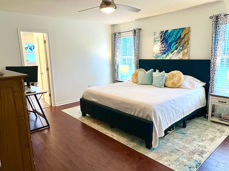 229 Howard Cir — Photo 10