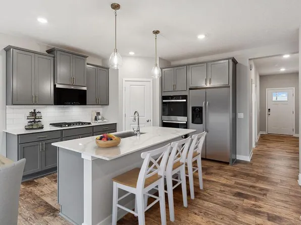 23815 Ashbury Dr, Rogers, MN 55374