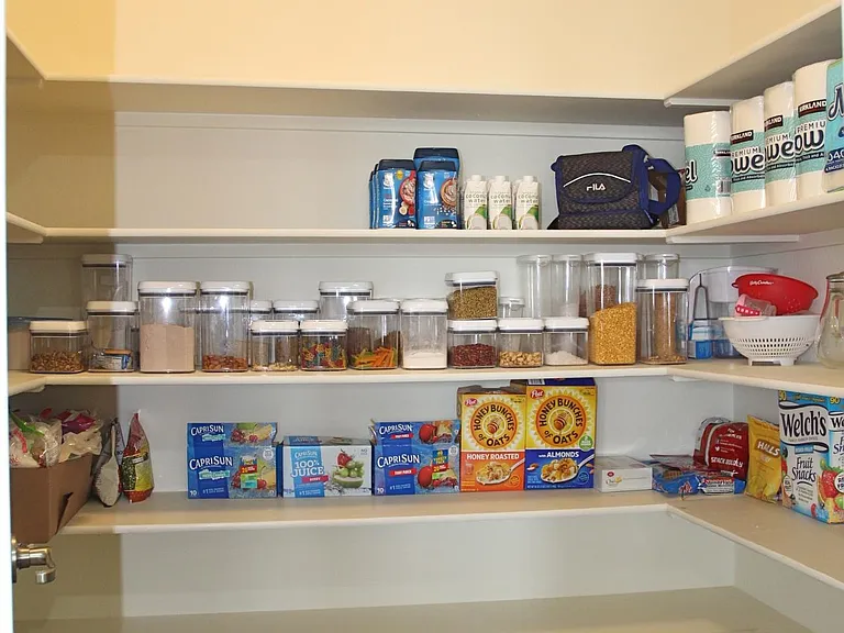 WALK IN PANTRY!