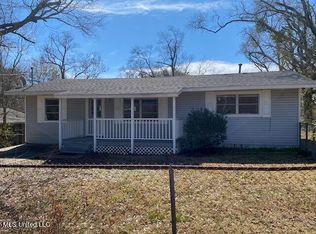 15315 6th St, Gulfport, MS 39503