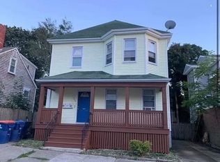 134 Arnold St APT 2, New Bedford, MA 02740