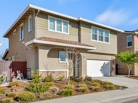 2nd image of 9649 Oak Reserve Ln