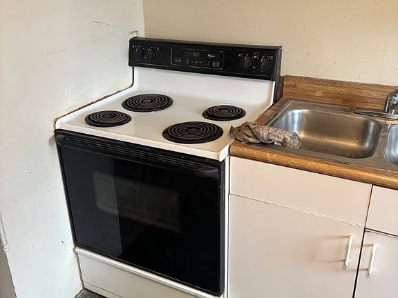 351-1 Fett stove pic in Kit 2 2026