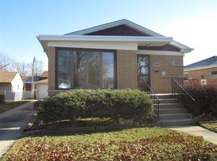 10105 Elm Circle Dr, Oak Lawn, IL