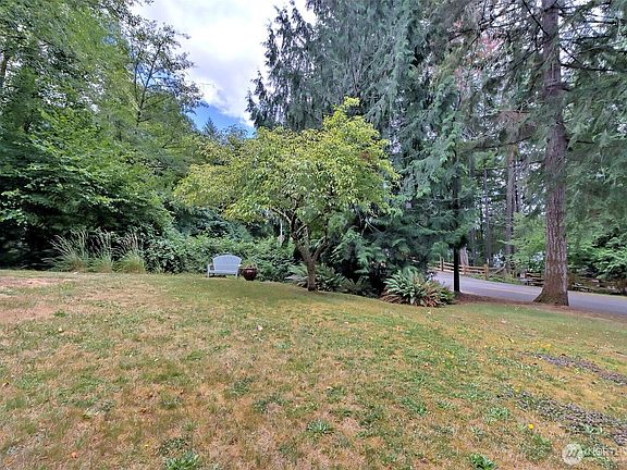 5th image of 320 E Agate Beach Drive