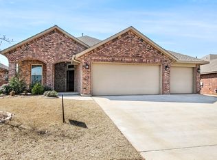 8244 NW 158th St, Edmond, OK 73013