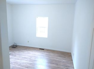 458 Meadowdale Rd, Fairmont, WV 26554