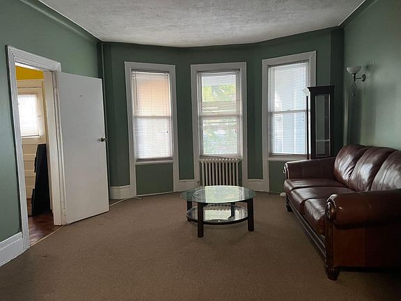 2nd image of 62 Bay 23rd St Floor 2