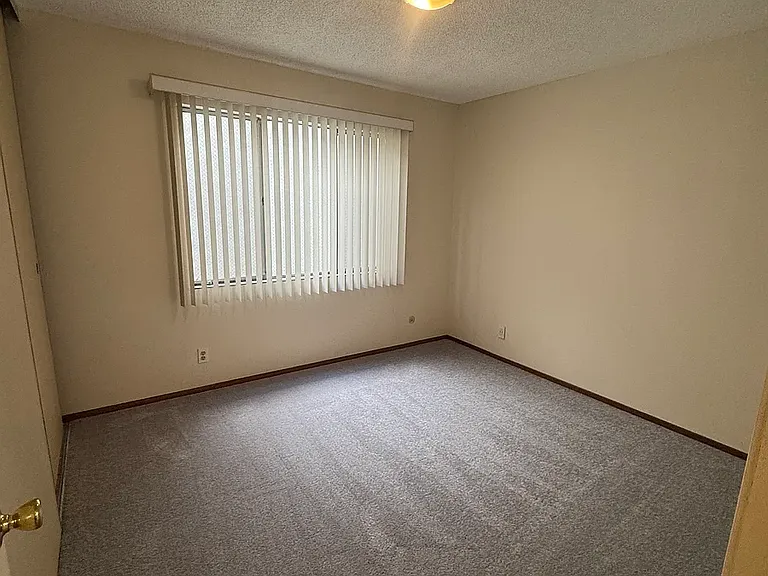 6900 Stockton Ave #1 — Photo 10