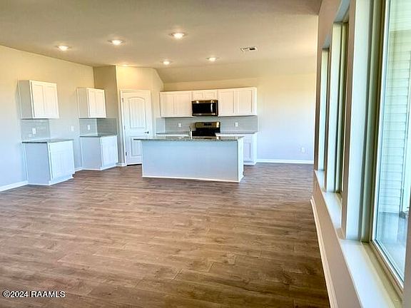 3rd image of 3214 Haven Lake Dr