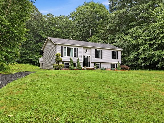 2nd image of 570 Woodland Way