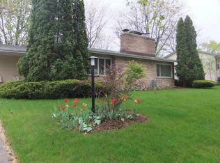 5117 Manitowoc Pkwy, Madison, WI 53705