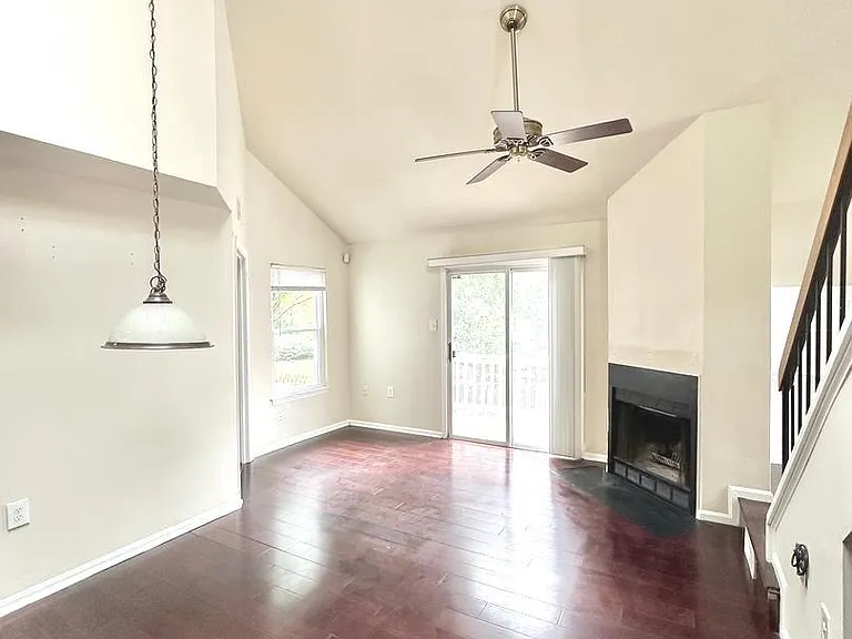 4327 Pembrook Village Dr #20 — Photo 5