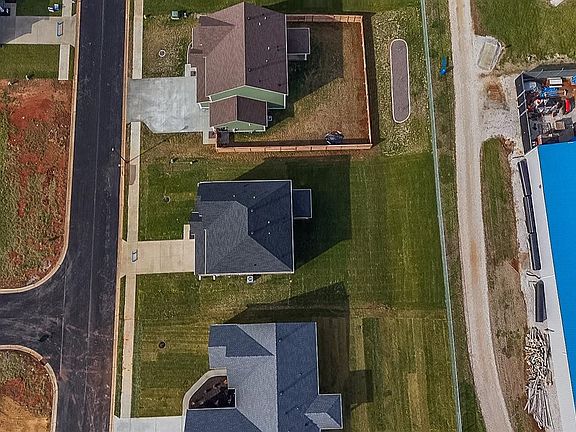4th image of 9957 Creamery Ln