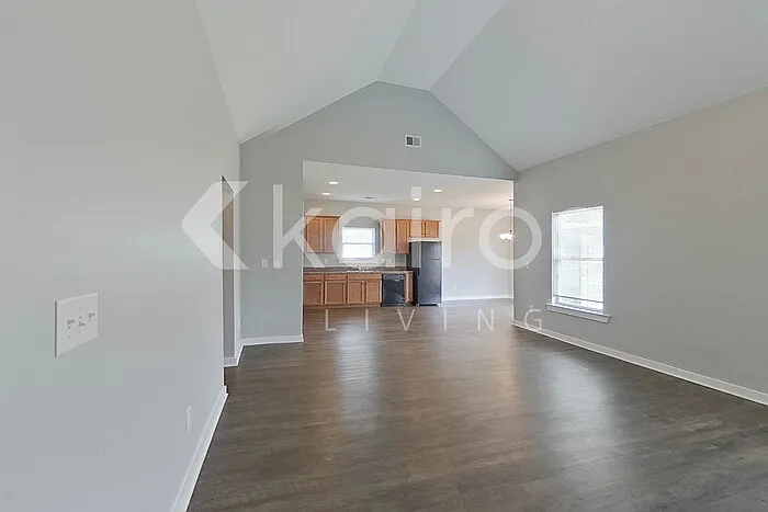 4 bed, 2.0 bath, 1681 sqft, $1,625 — Photo 4