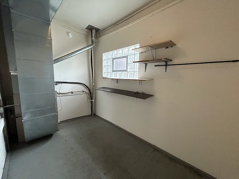 1216 W Addison St #2 — Photo 8