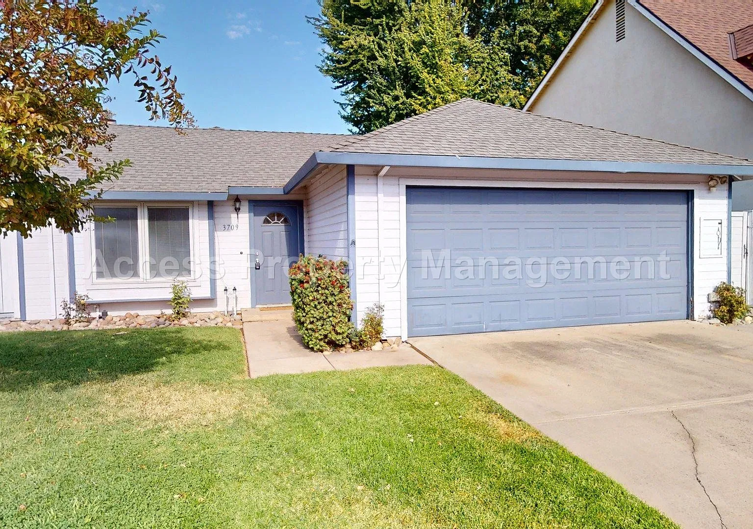 2 bed, 1169 sqft, $2,045 — Photo 1