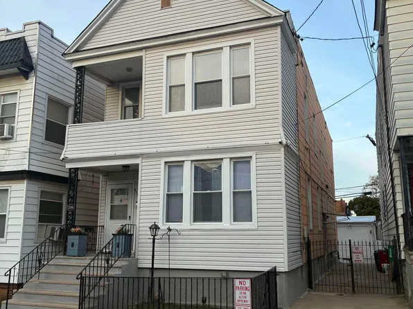 336 Fulton Avenue image 1 of 49